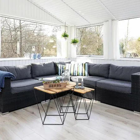 Holiday home 6 Person In Bl Vand *