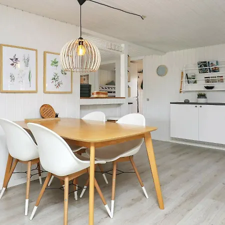 6 Person In Bl Vand Holiday home Blavand